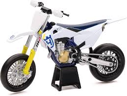 Nya Ray MC 1:12 Husqvarna FS450